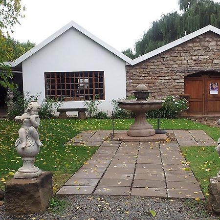 La Riviera Boutique Guesthouse & Spa Aliwal North Exterior foto